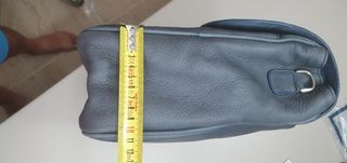 Maletín de piel azul 