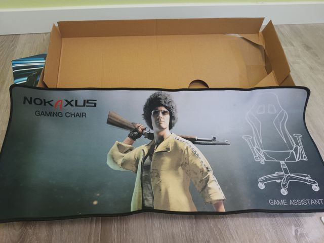 Teclado, ratón y auriculares gamers