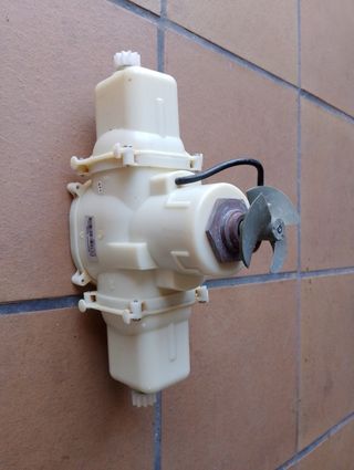 Motores limpiafondos 