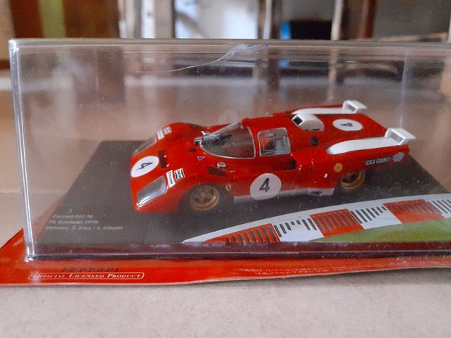 Vendo modellino Ferrari