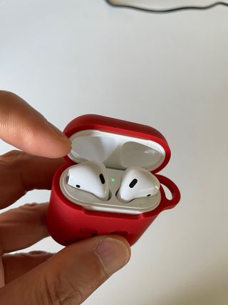 Airpods primera generacion con caja y funda