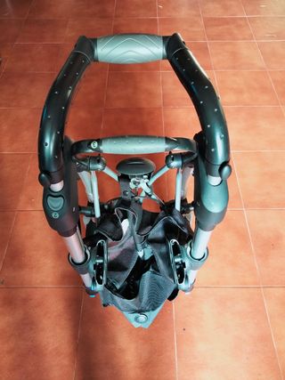 Carro bebé 3 en 1 Bebé Confort Streety
