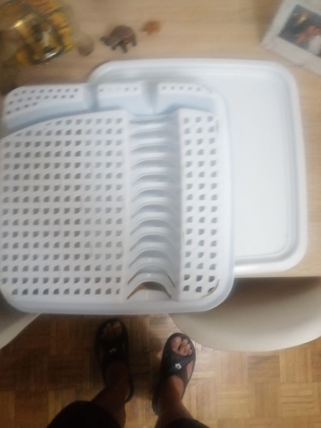 Escurreplatos y cubiertos