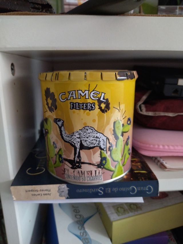 Lata antigua Camel México 