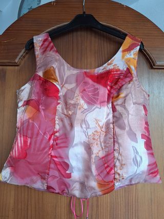 Vestido de fiesta dos piezas.