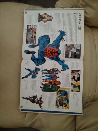 Especial Spiderman. La Guía Definitiva. Año 2001.