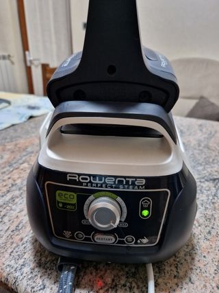 Ferro da stiro Rowenta perfect steam 