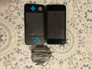 Nintendo 2DS XL