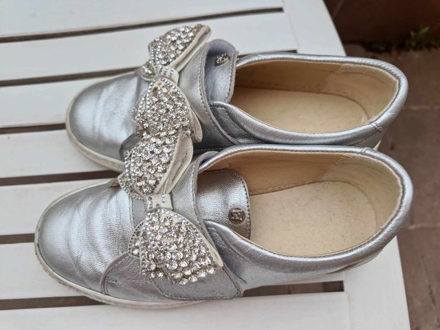 Zapatillas niña lazo brillantes talla 33