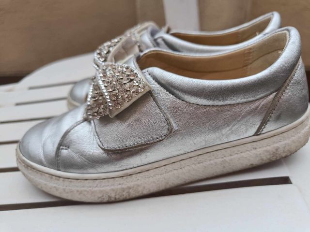Zapatillas niña lazo brillantes talla 33
