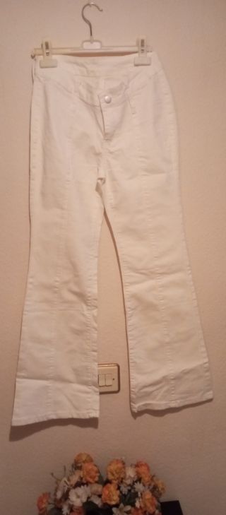 Pantalón de campana fresquito
