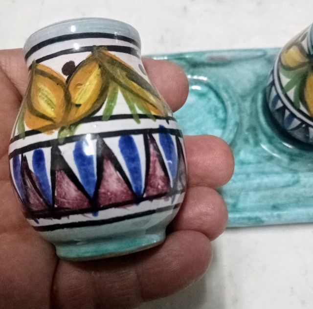 Sale e pepe ceramica di Vietri firmato