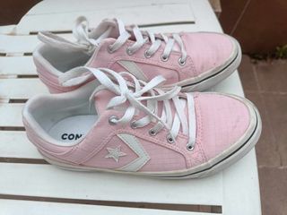 Zapatillas Converse rosas, casi nuevas