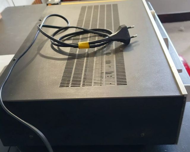 Amplificador Luxman L205