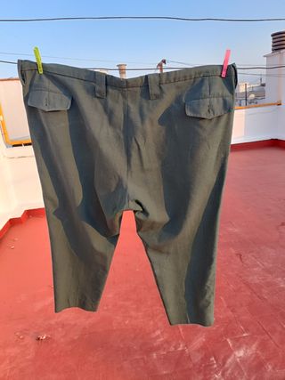 Pantalón XXXL guardia civil talla especial.