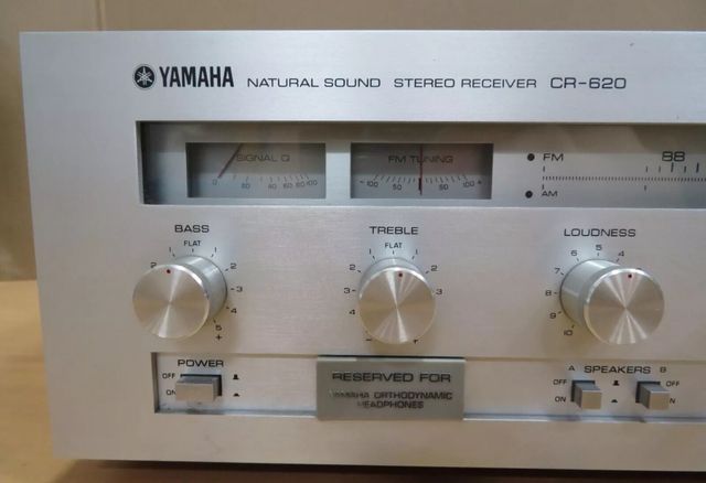 Receiver Yamaha CR-620