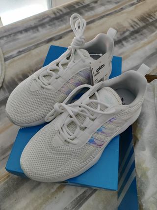 Zapatillas Adidas originales y actuales 