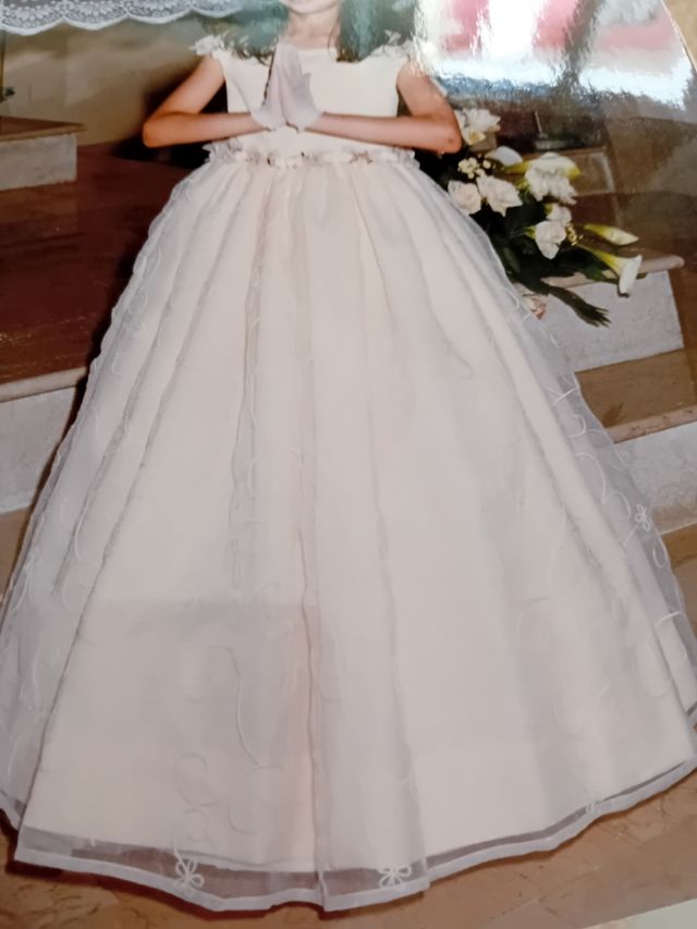 Abito da comunione in micado e delicato pizzo