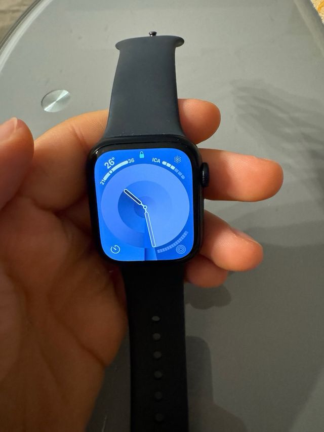 Apple watch series7 41 mm aluminium & ceramic case