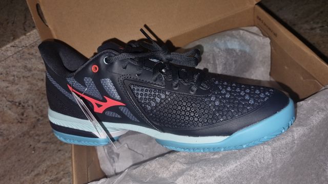 Mizuno wave exceed tour 5