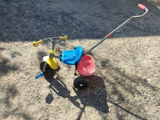 Triciclo con manillar 