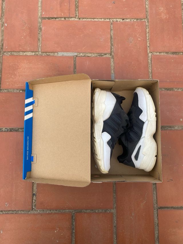 Adidas yung96