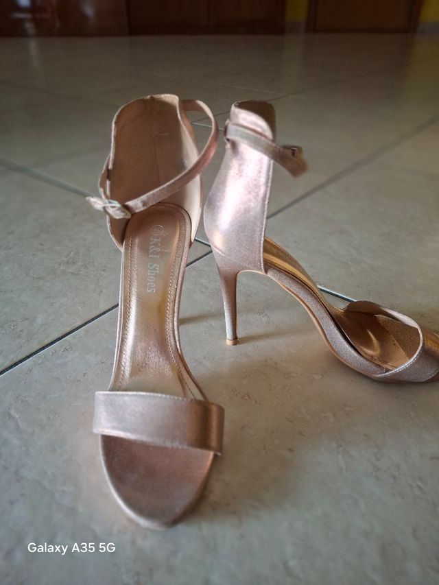 Décolleté alte 10 cm numero 39