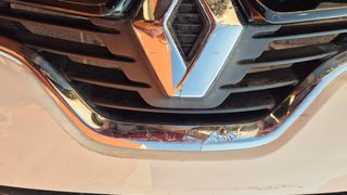 VENDO PARAGOLPE DELANTERO RENAULT CAPTUR