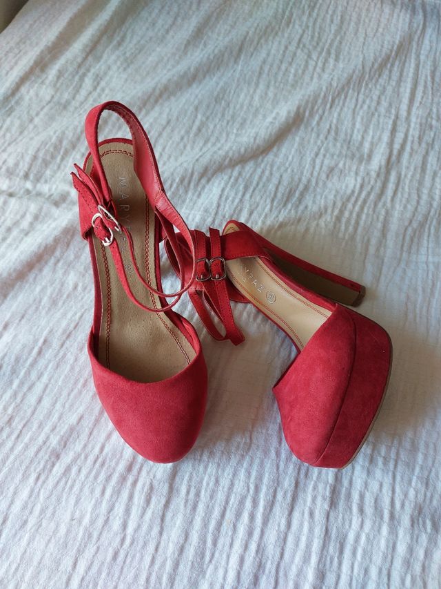 Tacones rojos
