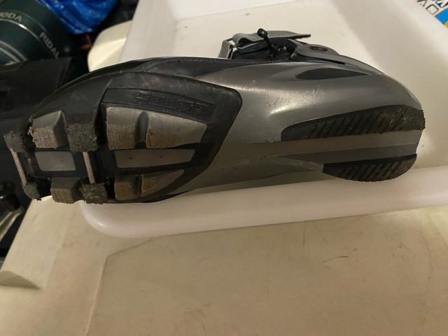 Botas ski de fondo. Skating