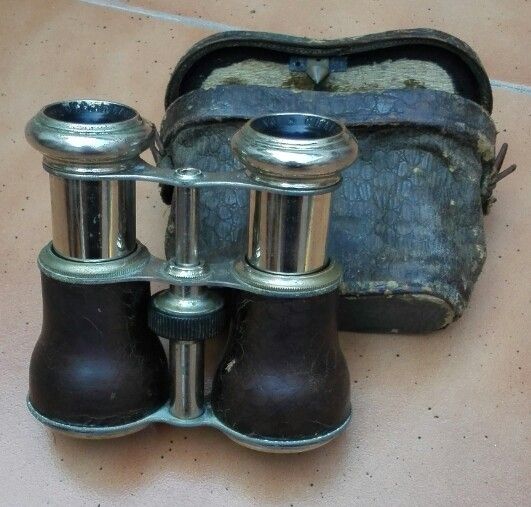 Prismáticos Antiguos