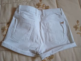 Pantalón corto blanco stradivarius