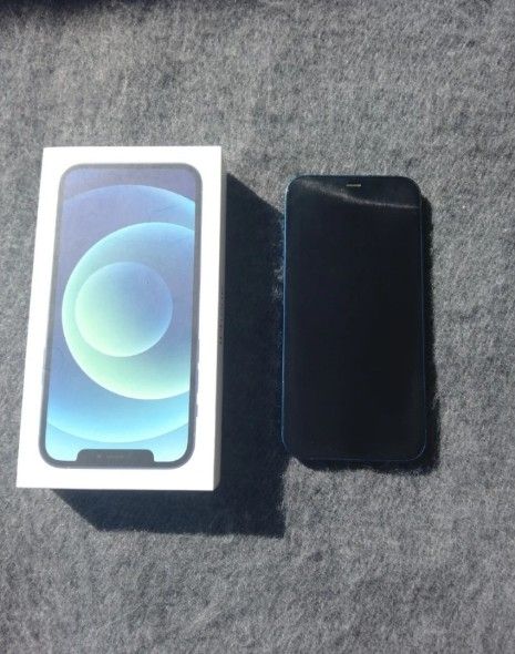 OFERTA!! iPhone 12 azul