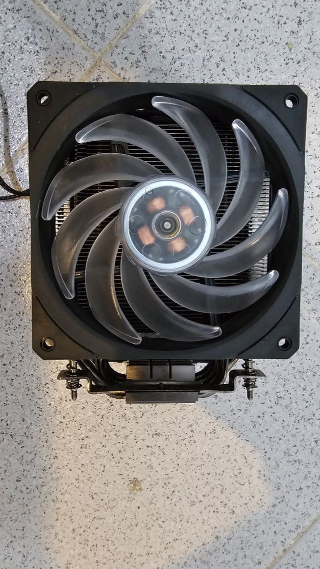 Cooler Master Hyper 212 RGB Black Edit.