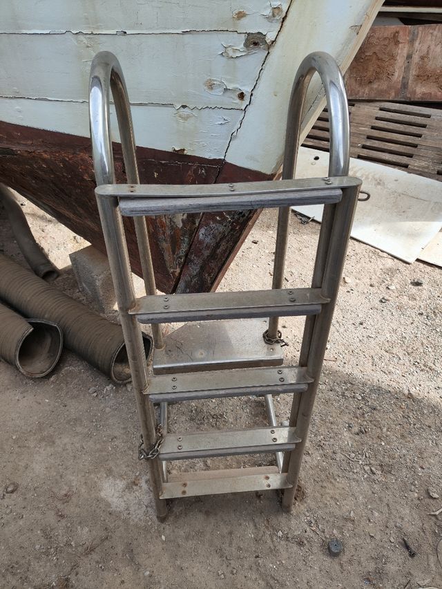 Escalera plegable de baño para barco
