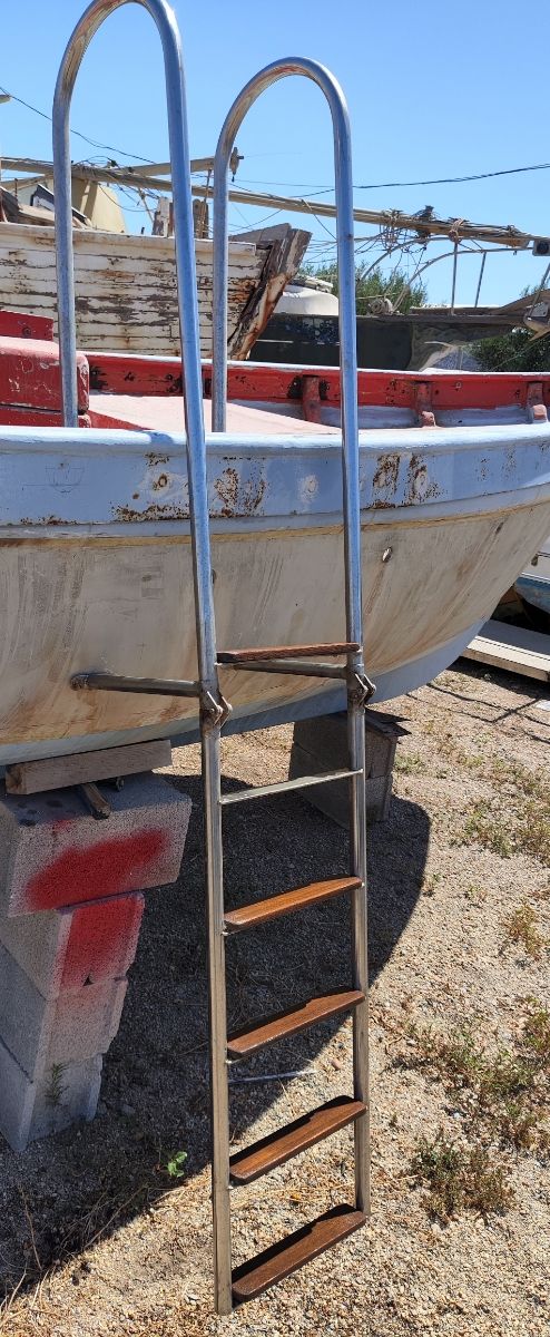 Escalera plegable de baño para barco