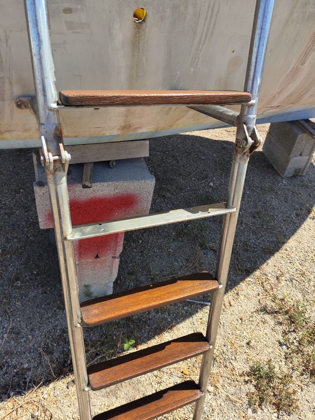 Escalera plegable de baño para barco