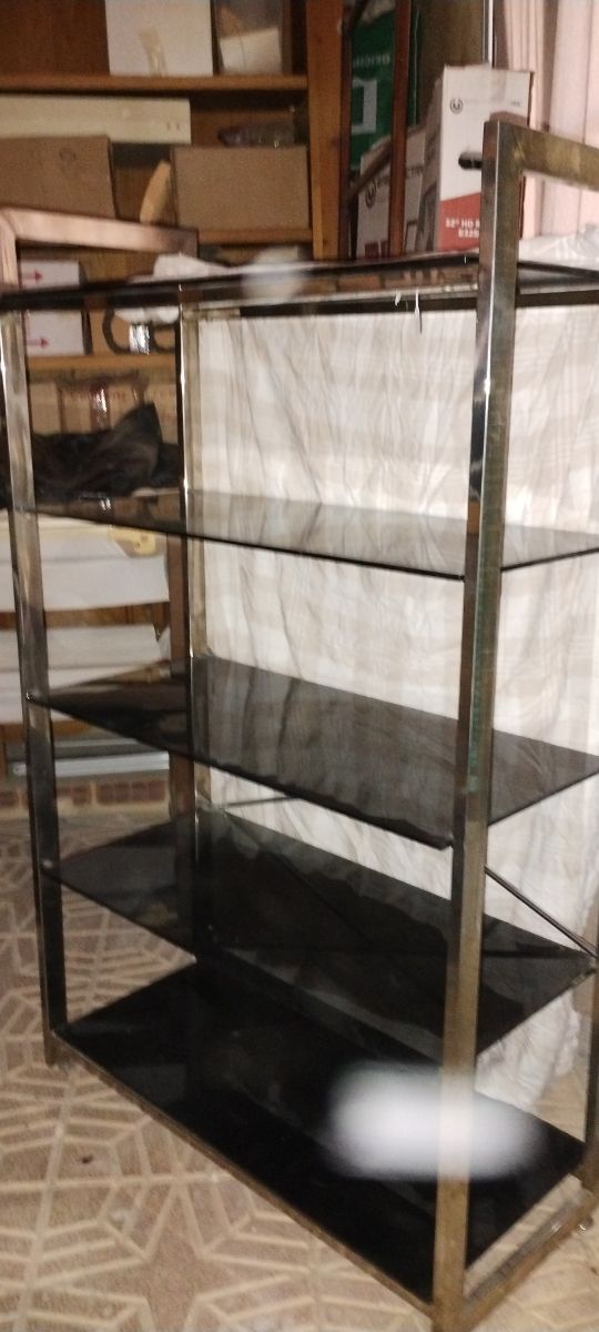 estantería , expositor