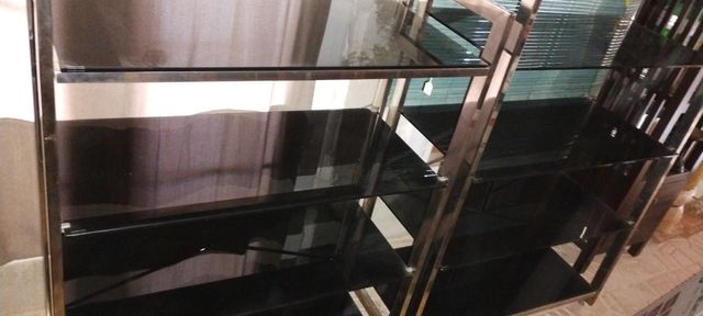 estantería , expositor