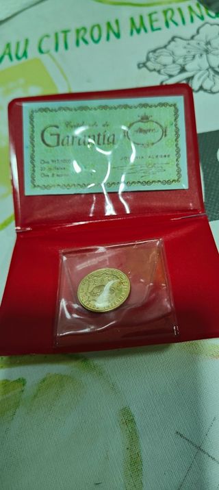 Moneda de Oro
