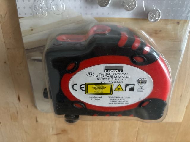 Cinta metrica con laser 7.5metros