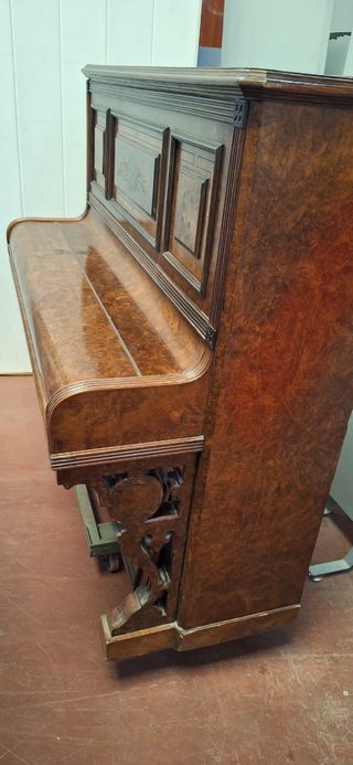 Piano antiguo decoración