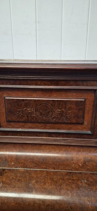 Piano antiguo decoración