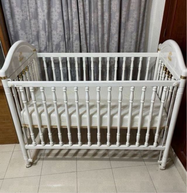 Cuna madera color blanco