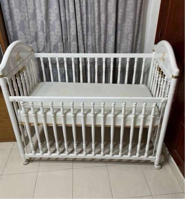 Cuna madera color blanco