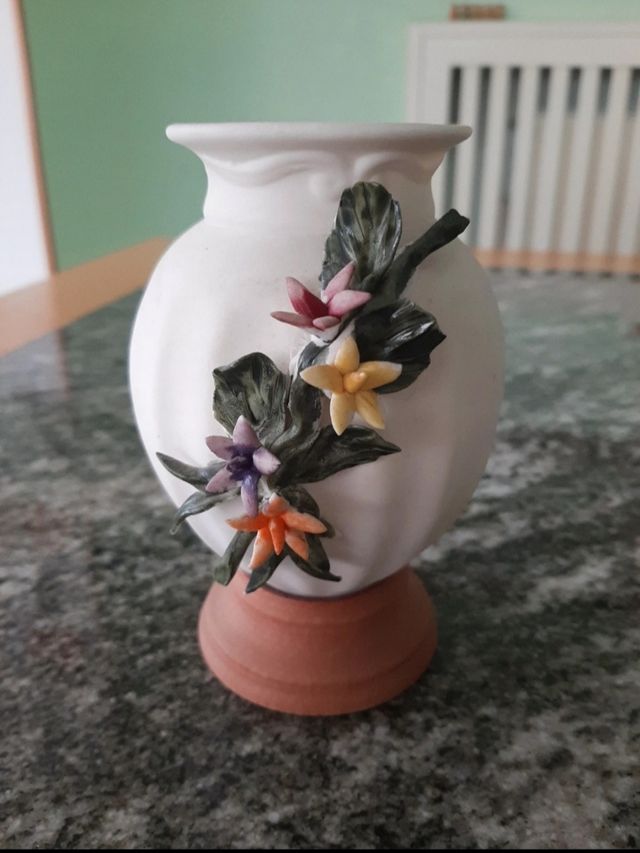 Piccolo vaso in terracotta