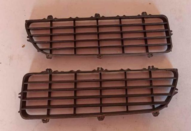 Rejillas frontales de Seat Ibiza 