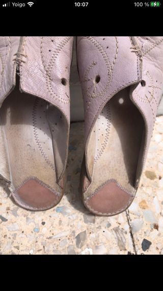 Zuecos Khrio. 40