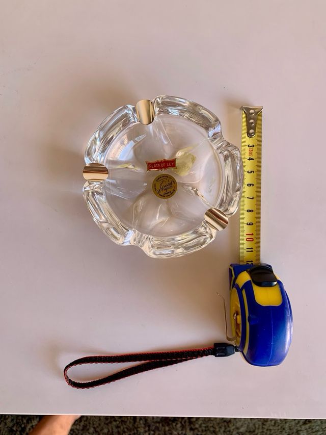 Cenicero. Cristal y plata