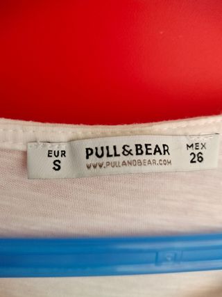 Camiseta pull and bear